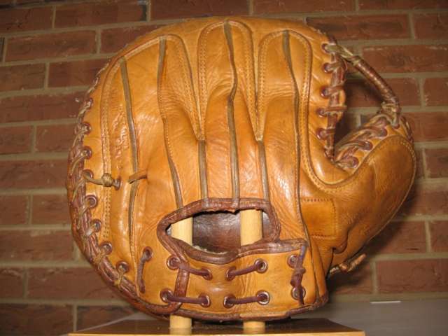 Ray Mueller MacGregor Goldsmith Back